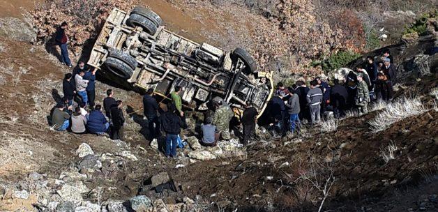 Kahramanmaraş'ta kamyon devrildi: 1 yaralı
