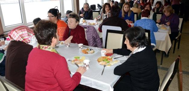 Zonguldak'ta madenci ailelerine kahvaltı etkinliği