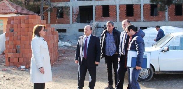 Taşova Milli Eğitim Müdürü Tümer, okul inşaatında incelemelerde bulundu