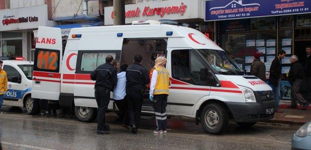 Akyazı'da madde bağımlısı kişi hastaneye kaldırıldı