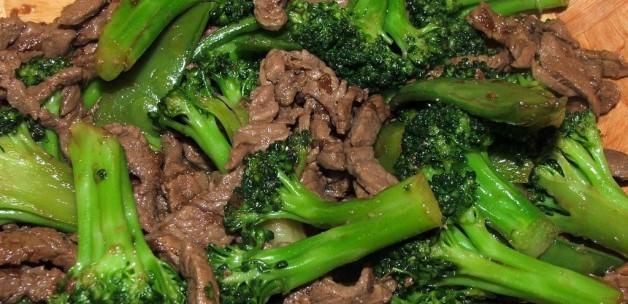 Brokolili biftek 