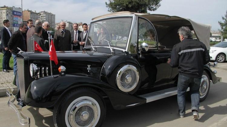 Atatürk'ün makam aracının benzerini yaptı