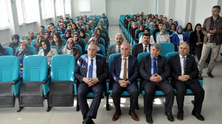 Tokat'ta aday öğretmenlerin eğitimi başladı
