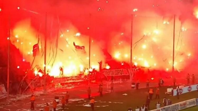 PAOK-Olympiakos maçı yarıda kaldı
