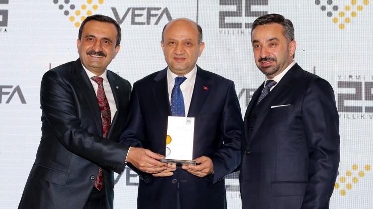 Vefa Holding 25 yaşında