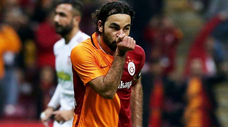 'Böyle bir şey olsa çıkar adam gibi söyler!'