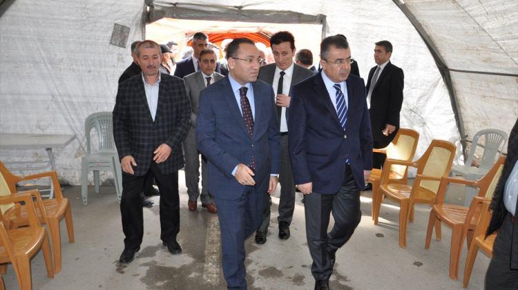 Bakan Bozdağ'dan Emniyet Genel Müdürü Lekesiz'e taziye ziyareti