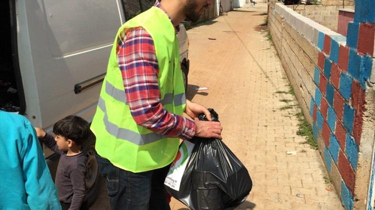 Suriyelilere yardımlar sürüyor