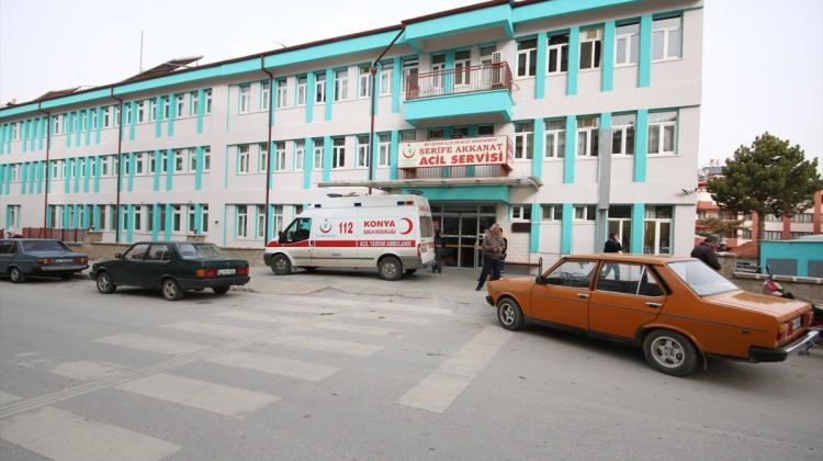 Beyşehir'de sobadan zehirlendikleri şüphesiyle 10 kişi hastaneye kaldırıldı