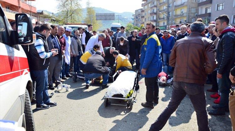 Trabzon'da kamyon yayalara çarptı: 1 ölü, 1 yaralı