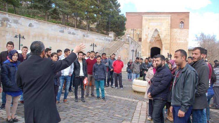 Afşin'de ağaç dikme şenliği