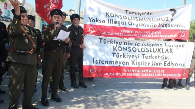 Sakarya'da konsoloslar protesto edildi