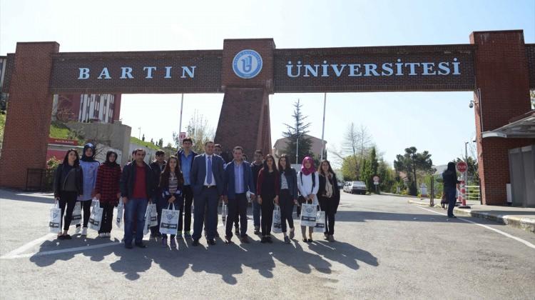 Kastomonu'dan gelen öğrenciler Bartın Üniversitesi’ni gezdi