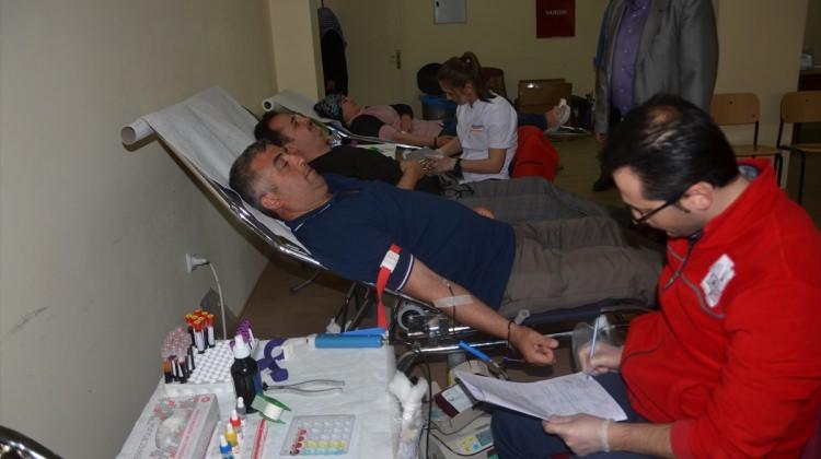 Türk Kızılayı, Hanönü'de kan bağışı kampanyası başlattı