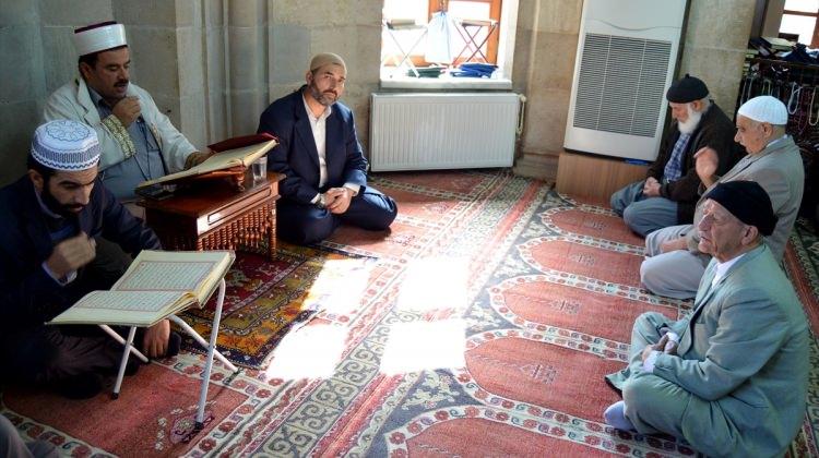 Malatya'nın "Hamido" lakaplı belediye başkanı anılıyor