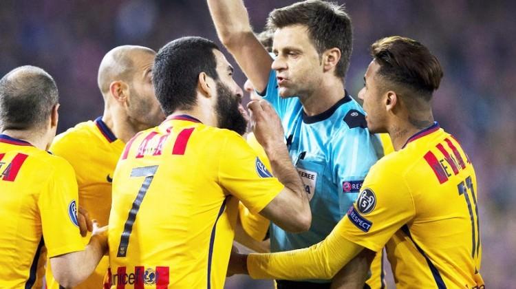Barcelonalıları çıldırtan hakem kararı!
