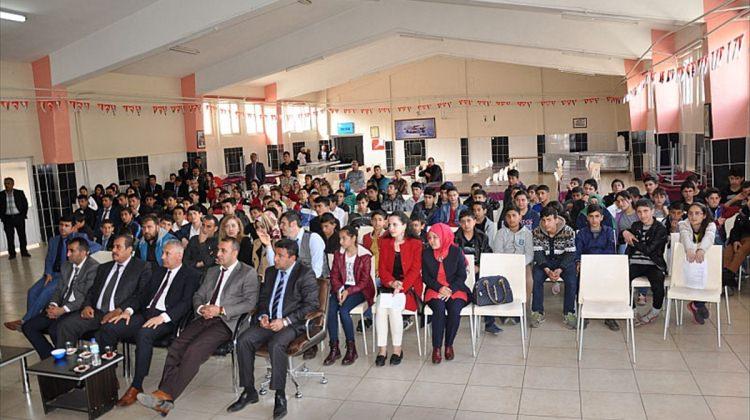 Mutki'de okullararası "Bilgi ve Kültür" yarışması düzenlendi