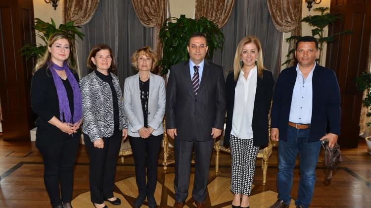 Antalya Valisi Türker, ZİÇEV yönetimini kabul etti