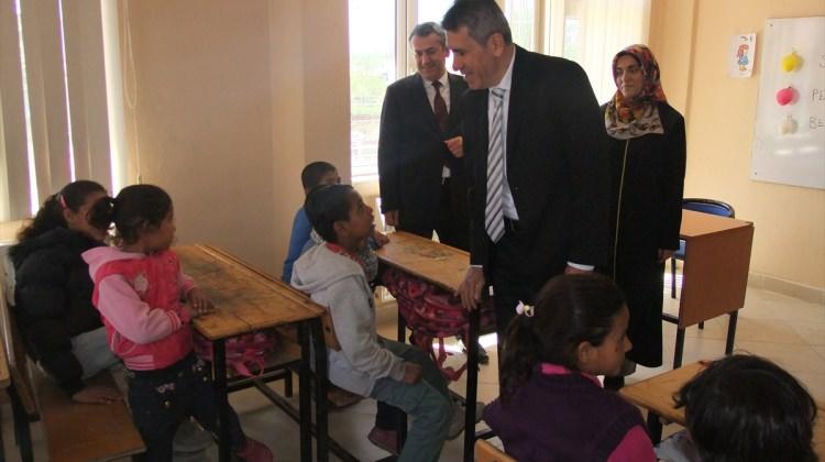 Akşehir'de Suriyeli çocuklar için Türkçe öğretim kursu