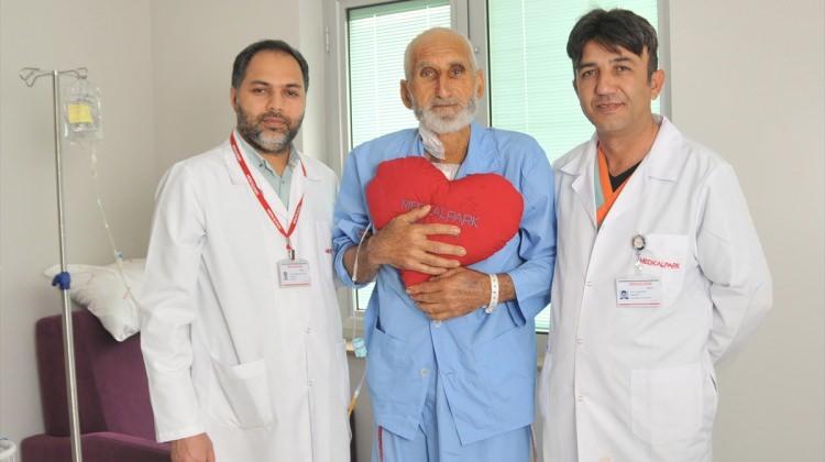 78 yaşında kalp kapakçığı değişti