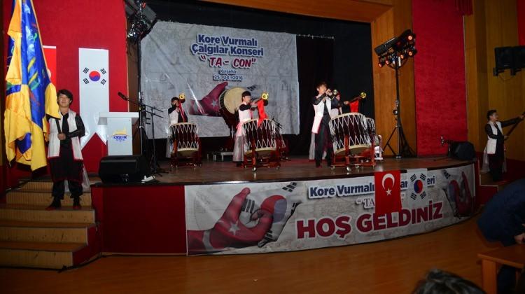 Kırşehir'de Güney Kore geleneksel müziği konseri