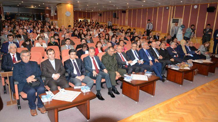 Bartın'da "Uluslararası Edebiyat ve Toplum Sempozyumu"