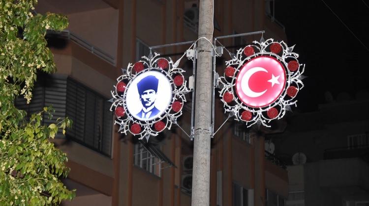 Atatürk Caddesi, led armatürlerle donatılıyor