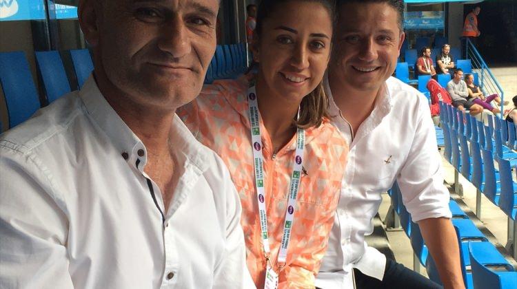 Adana'nın gururu şampiyon tenisçiler