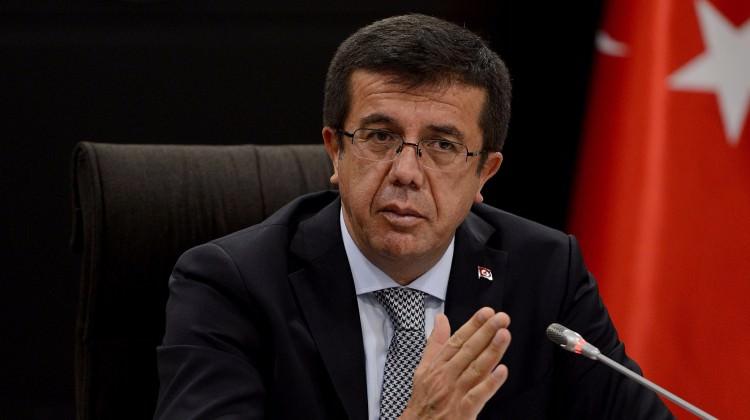 Nihat Zeybekçi'ye hırsızlık şoku!