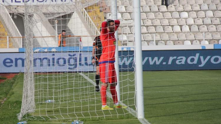 Sivasspor son dakikada yıkıldı!
