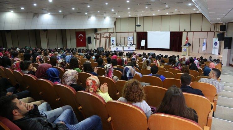 YYÜ'de "Edebiyat, Kültür ve Dil" paneli