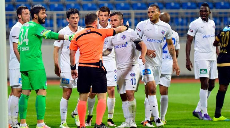 Süper Lig'de çıldırtan karar!