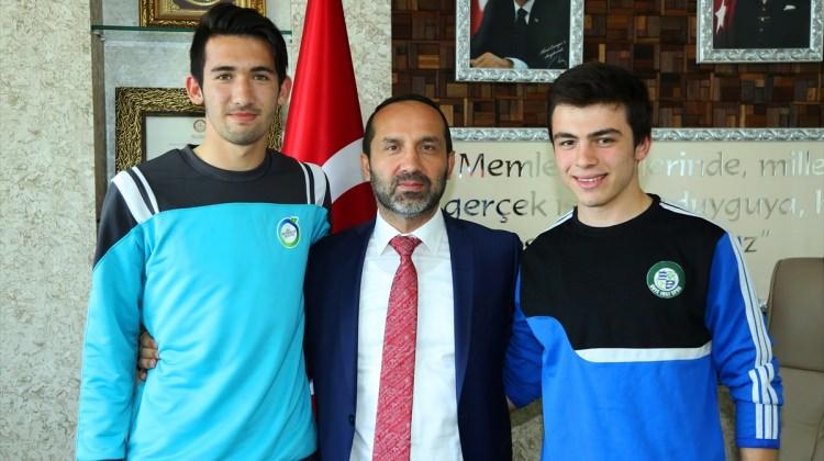 Başkanı Ahmet Çamyar, başarılı sporcuları kabul etti