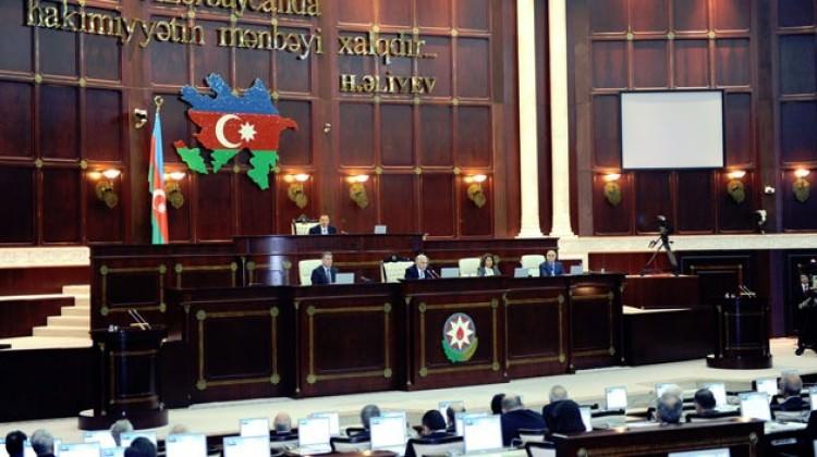 Aliyev'in eşi istedi, genel af çıktı