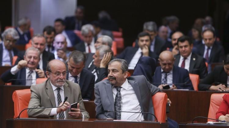HDP'li Sırrı Süreyya Önder'den tehdit