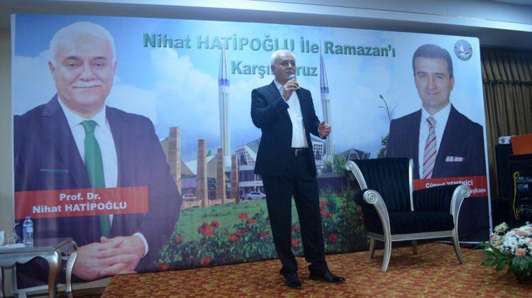 "Nihat Hatipoğlu ile Ramazanı karşılıyoruz" programı