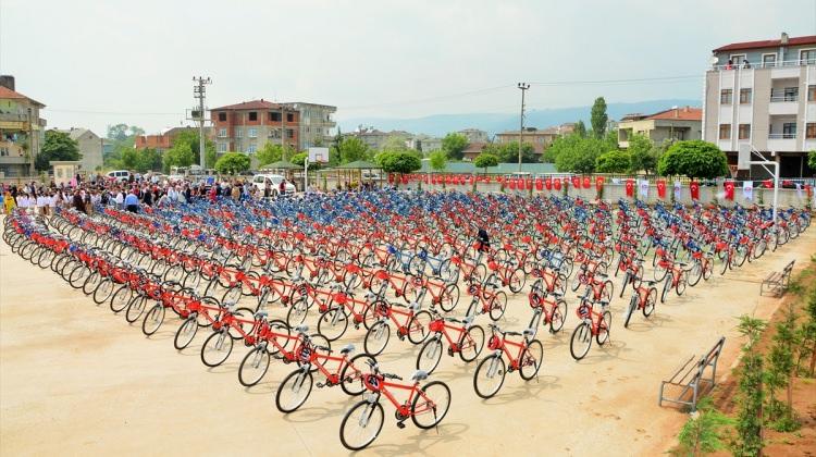 Körfez Belediyesinden 430 öğrenciye bisiklet