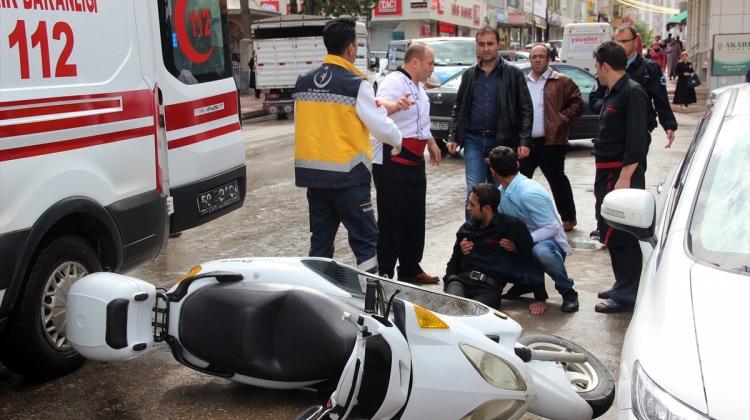 Suşehri'de motosiklet kazası: 1 yaralı