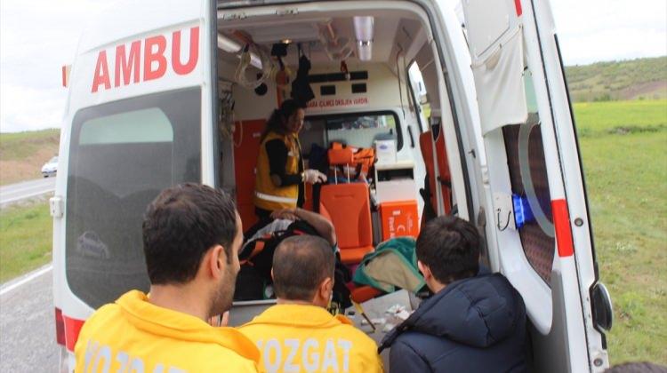 Yozgat'ta tur otobüsü devrildi: 40 yaralı