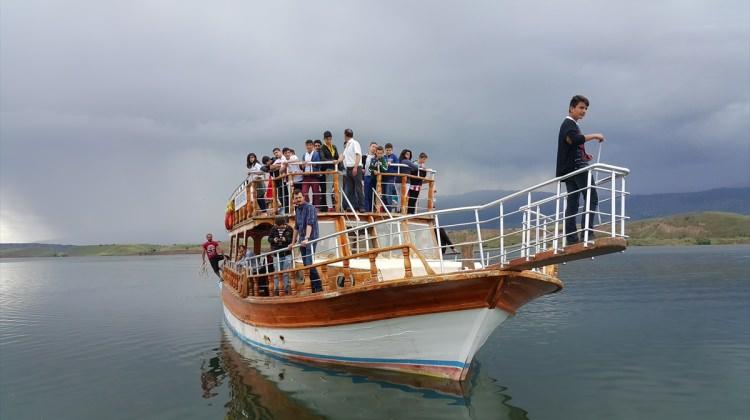 Sevgi Evleri'nde kalan çocuklar tekne gezintisi yaptı