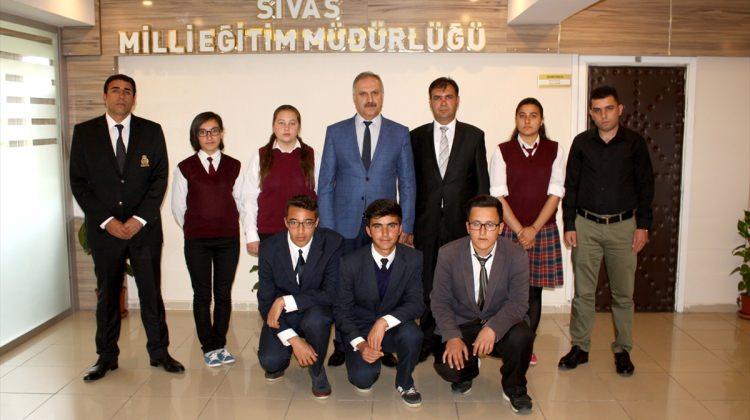 Başarılı öğrencilerden Altınsoy'a ziyaret