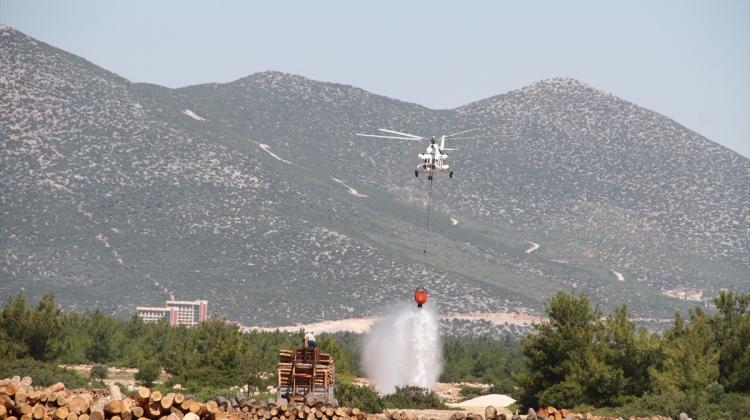 Milas'ta yangın helikopteri göreve başladı