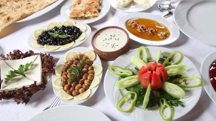 En sağlıklı iftar nasıl olmalı?