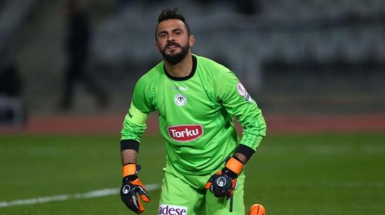 Kaya Tarakçı 1 yıl daha Konyaspor'da