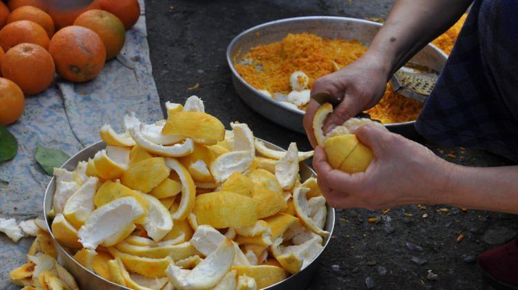Dörtyol'da turunç reçeli ramazan sofralarını süslüyor