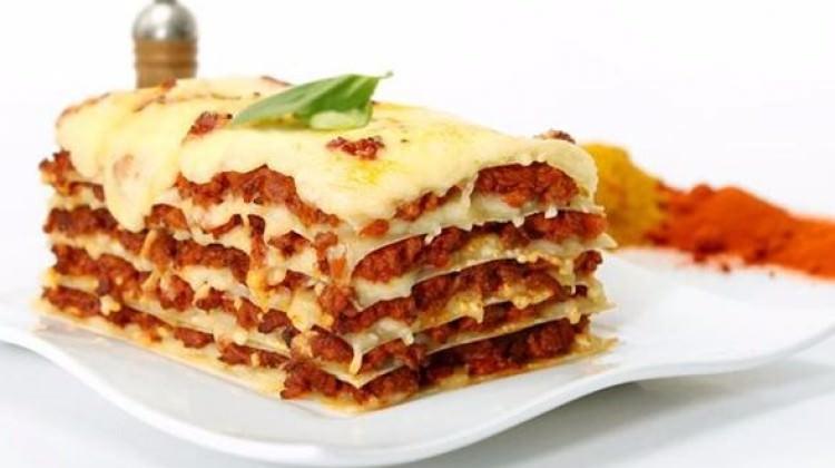 Kıymalı mantarlı lazanya tarifi