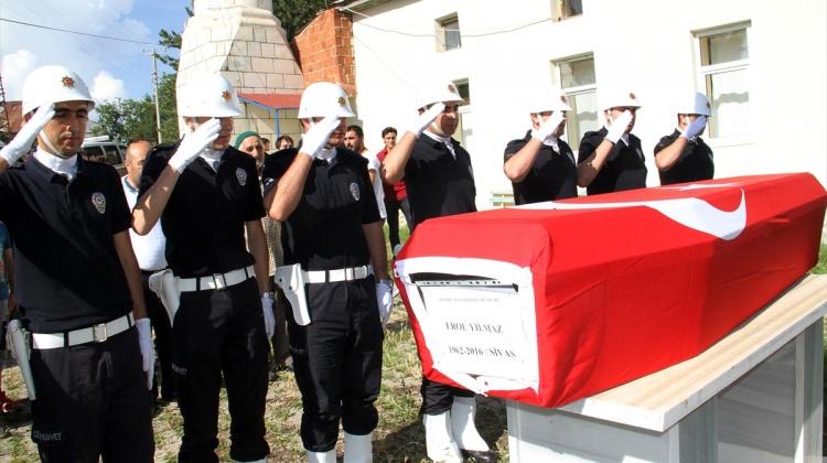 Sivas'ta kanserden ölen polis memuru için tören düzenlendi
