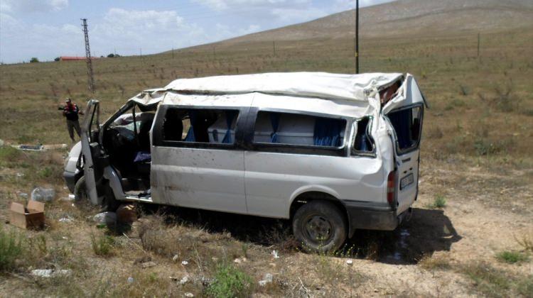 Kahramanmaraş'ta minibüs devrildi: 1 yaralı