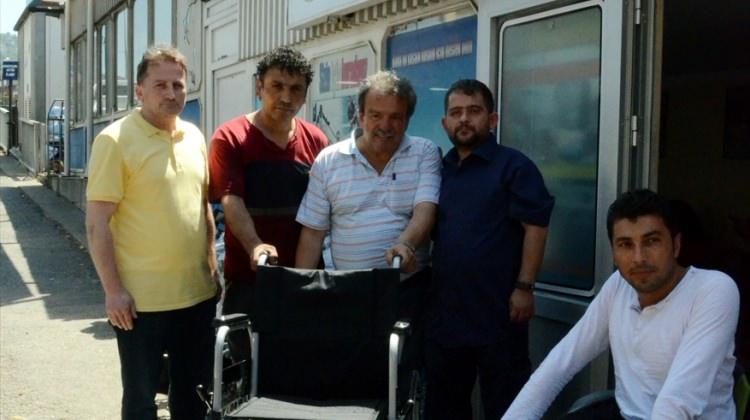 İhtiyaç sahiplerine tekerlekli sandalye dağıtıldı