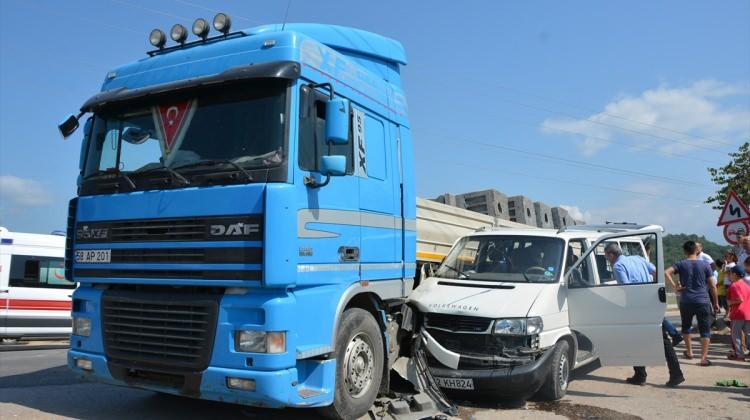 Fatsa'da trafik kazası: 3 yaralı